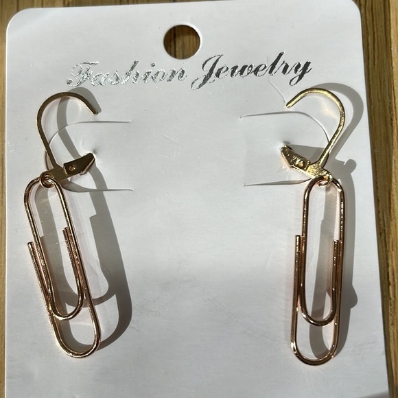Paperclip Gold Drop Earrings - Picture 11 of 13